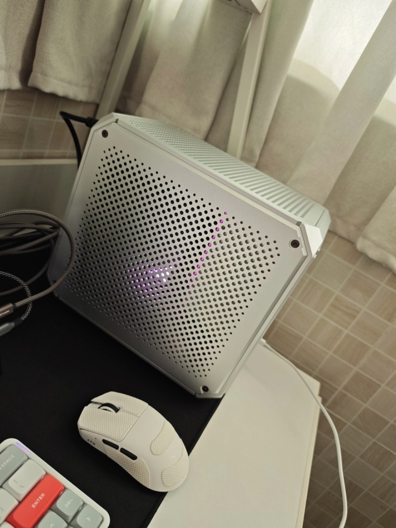 Nowa obudowa PC ITX z aluminiu – Pc Gaming High End recenzja i cena